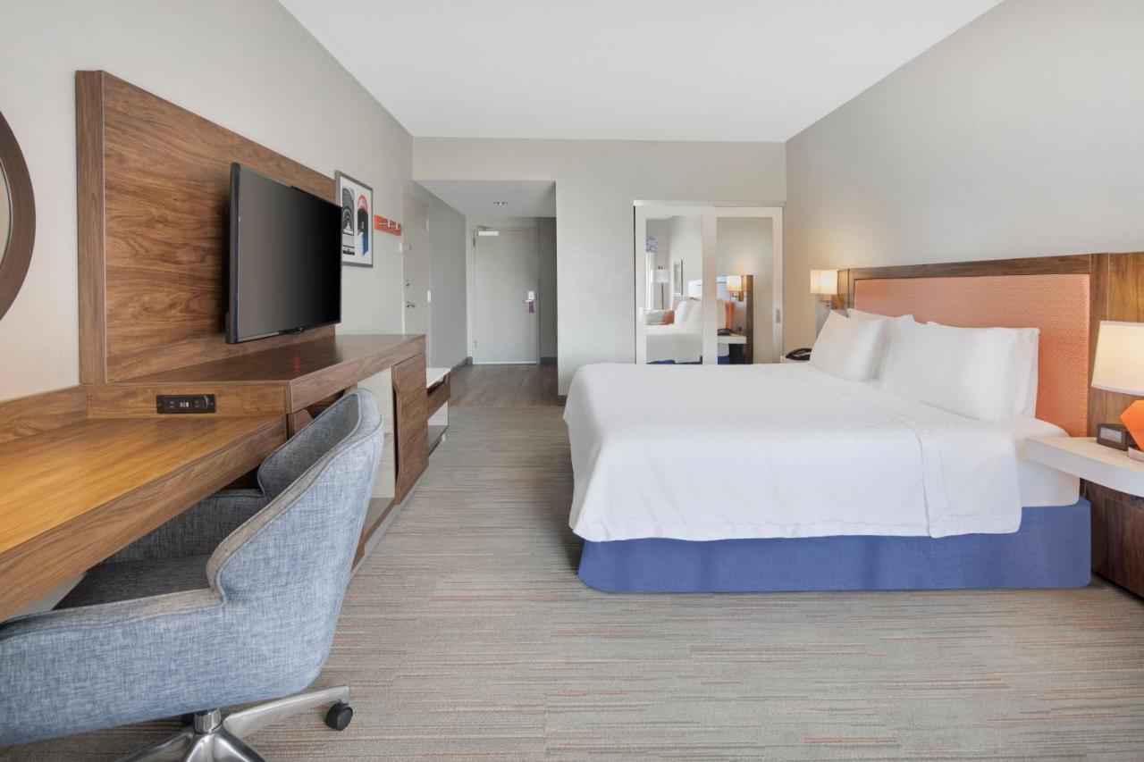 King Room - Hearing Access/Non-Smoking,1673929412:JPEG
