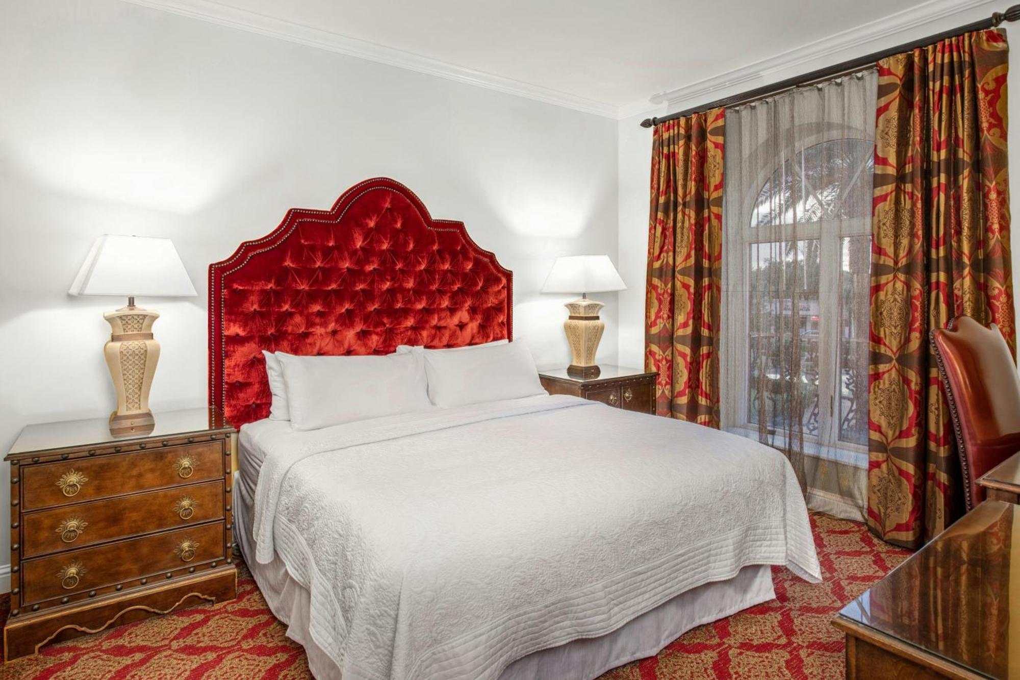 King Room,1643154213:JPEG