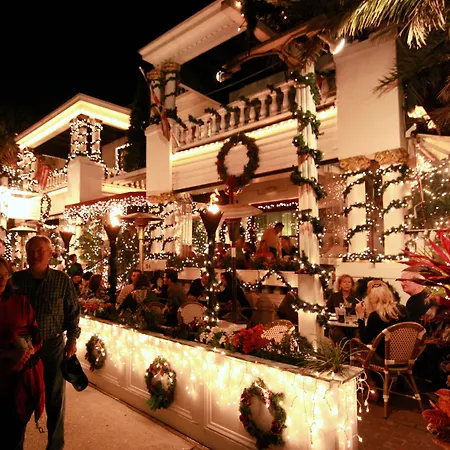 Casablanca Inn On The Bay- Exclusively For Guests 21 & Over-2